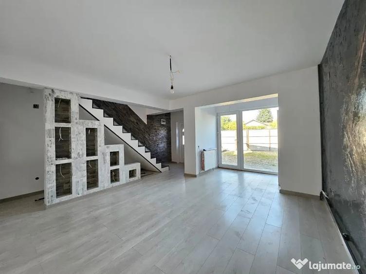 Casă cu 3 camere cu Teren 154 Mp în Central