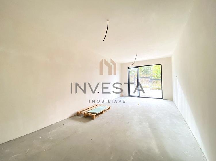 Duplex cu 4 camere cu Canalizare în Europa