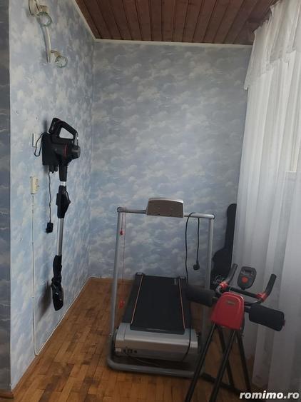 Casă cu 6 camere cu Teren 420 Mp în Pucioasa