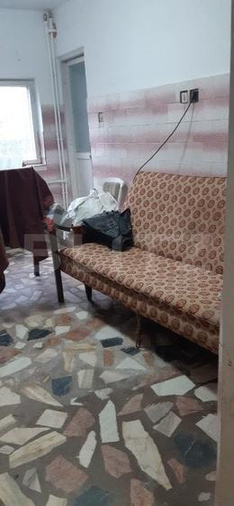 Casă individuală cu 5 camere cu Canalizare în Găești