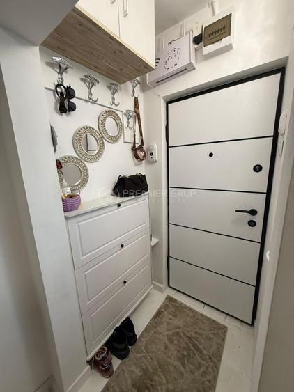 Apartament cu 2 camere în Podu Roș