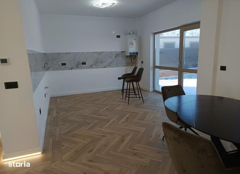 Casă cu 4 camere cu Teren 200 Mp în Valea Lupului