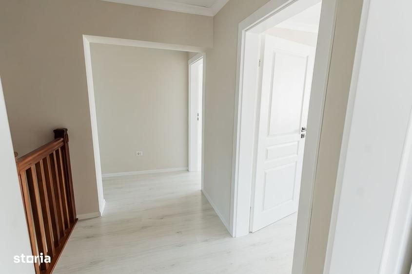 Casă cu 4 camere în Central