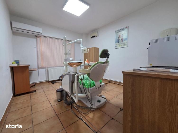 Apartament cu 4 camere decomandat în E3