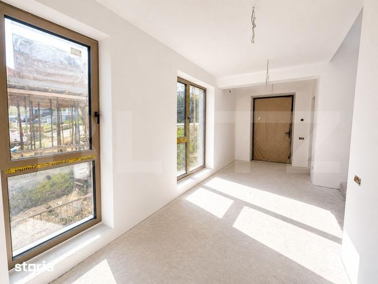 Casă cu 5 camere cu Teren 785 Mp în Feleacu