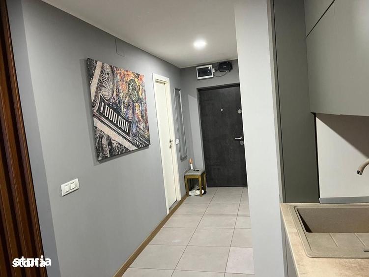 Garsonieră decomandată, mobilată în Vitan