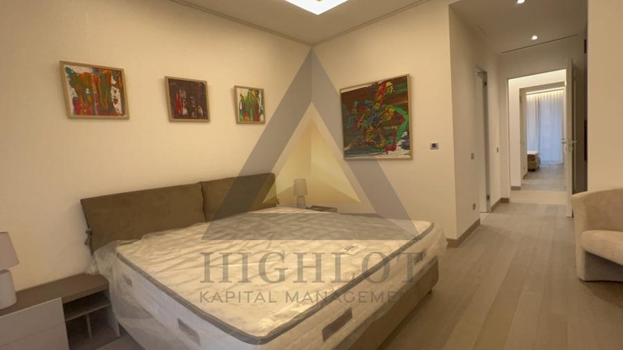 Apartament cu 5 camere semidecomandat, mobilat în Kiseleff