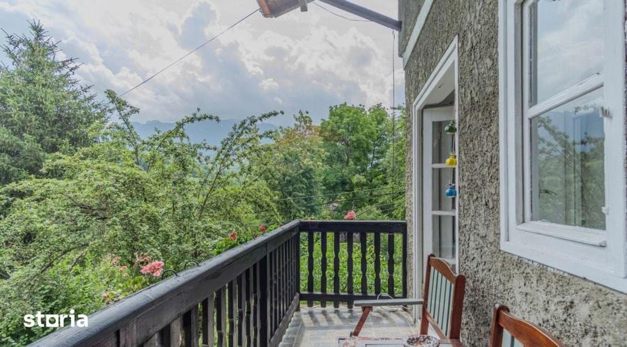 Casă cu 7 camere cu Teren 1350 Mp în Bran