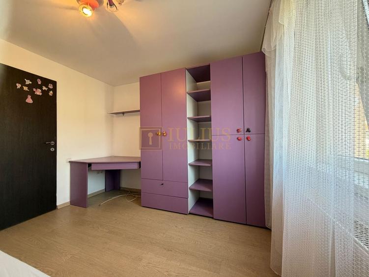 Apartament cu 3 camere semidecomandat, mobilat în Girocului