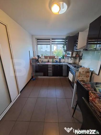 Casă cu 4 camere cu Teren 294 Mp în Ghimbav