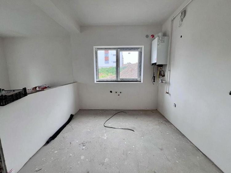 Apartament cu 2 camere decomandat în Cristian