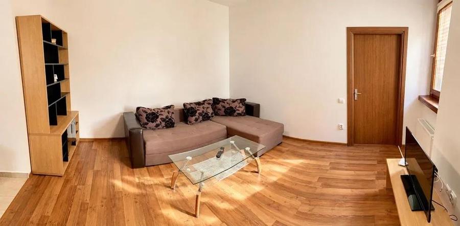 Apartament cu 2 camere semidecomandat, mobilat în Centrul Istoric