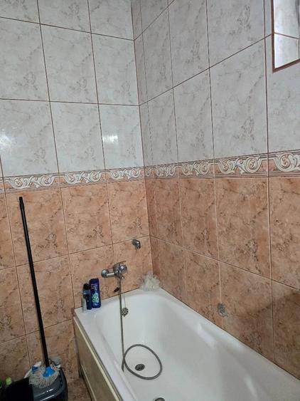 Casă cu 2 camere cu Teren 3040 Mp în Central