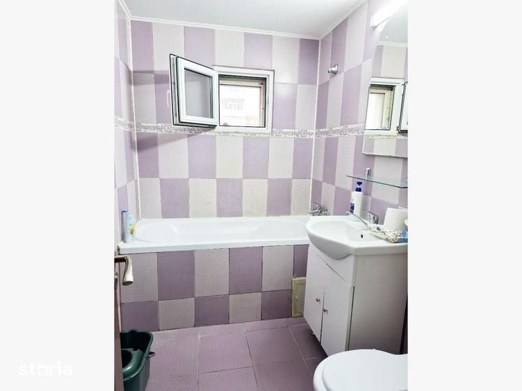 Apartament cu 2 camere semidecomandat în Unirii Nord