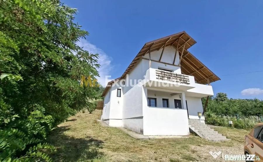 Casă cu 7 camere cu Teren 1200 Mp în Budeasa
