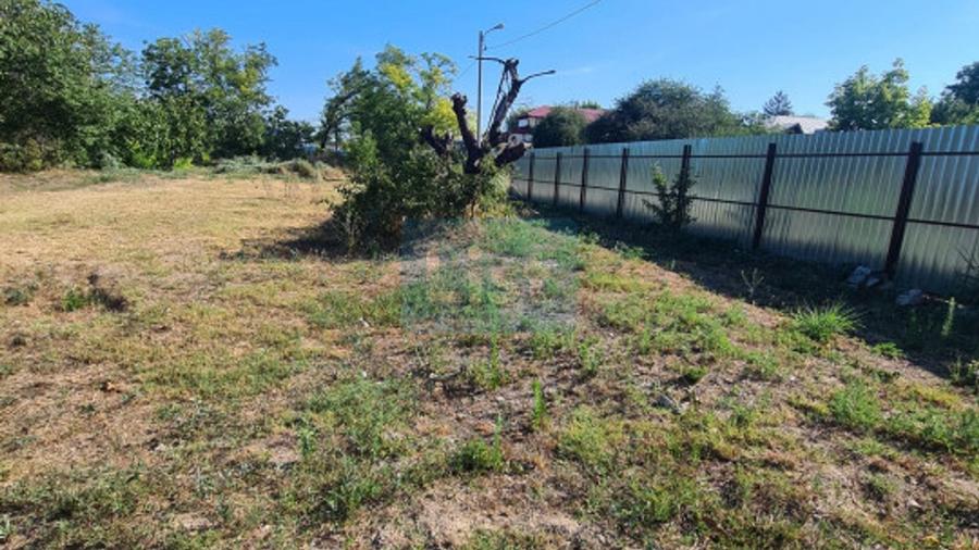 Teren intravilan de 6017 mp, în Periferie