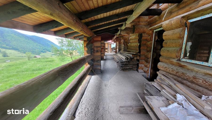 Casa de vanzare | Pe?tera | 15 camere, ideala pentru pensiune - 18