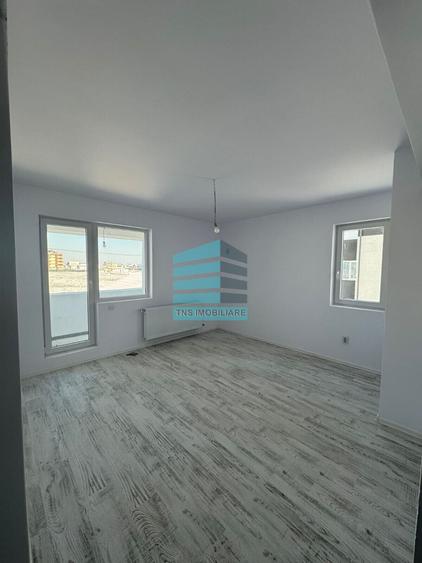 Apartament cu 4 camere în Titan