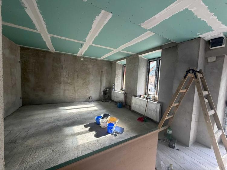 Casă cu 2 camere în Central