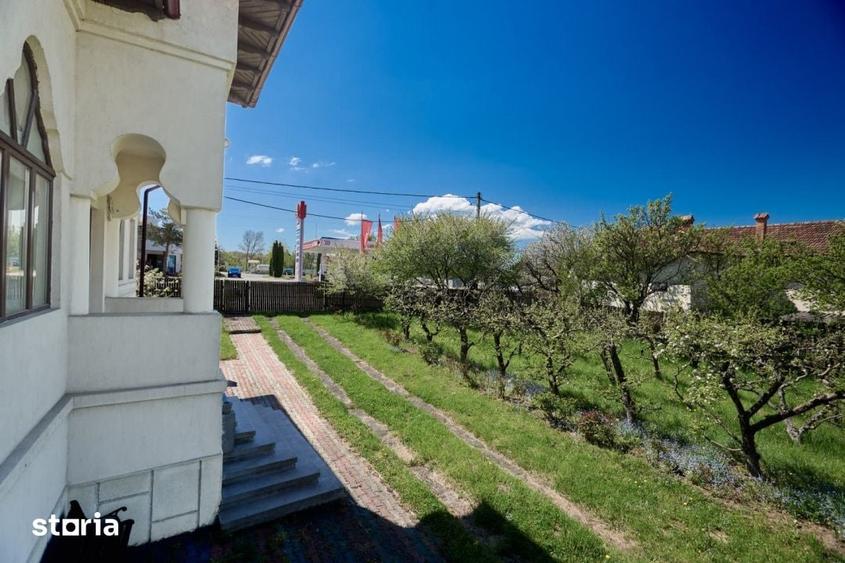 Casă cu 4 camere cu Teren 9915 Mp în Lerești