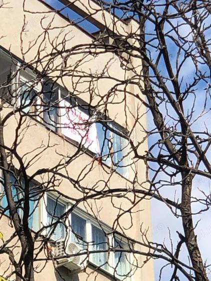 Apartament cu 3 camere semidecomandat în Gorjului