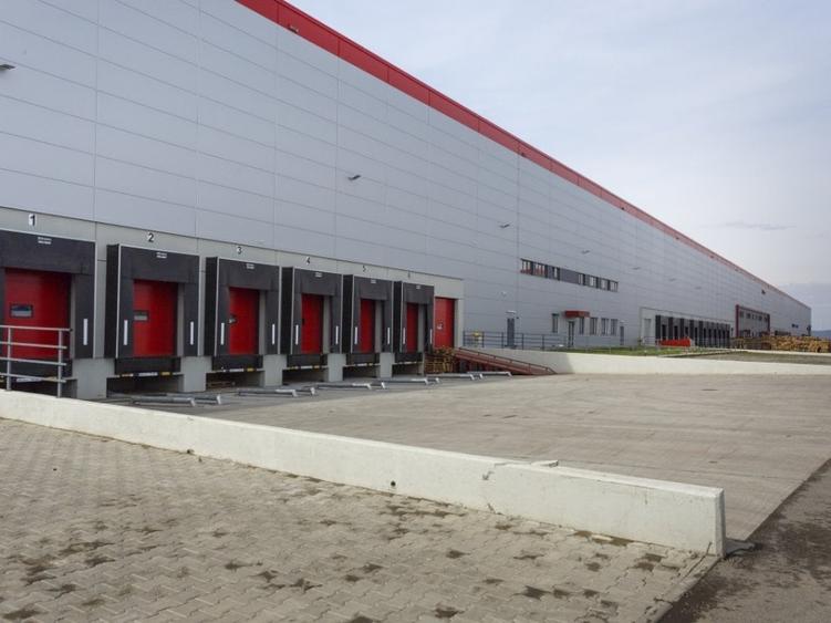 Spațiu industrial, de 31,300 mp, în Jucu