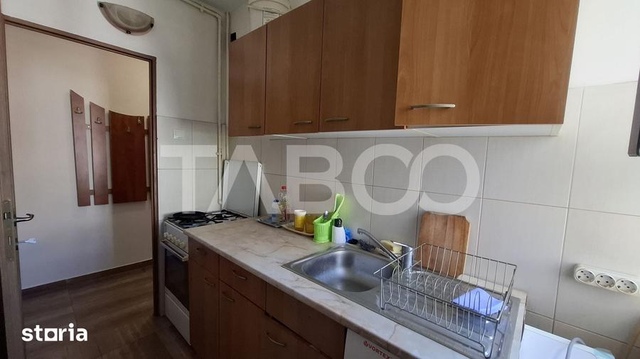 Apartament cu 2 camere semidecomandat în Mihai Viteazul