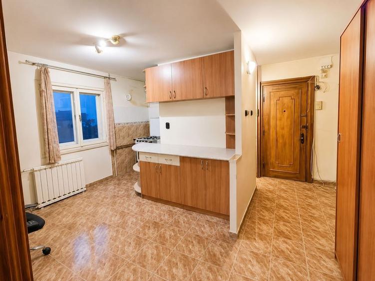 Apartament cu 2 camere semidecomandat în Odobescu