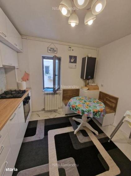 Apartament cu 3 camere decomandat, mobilat în Pantelimon