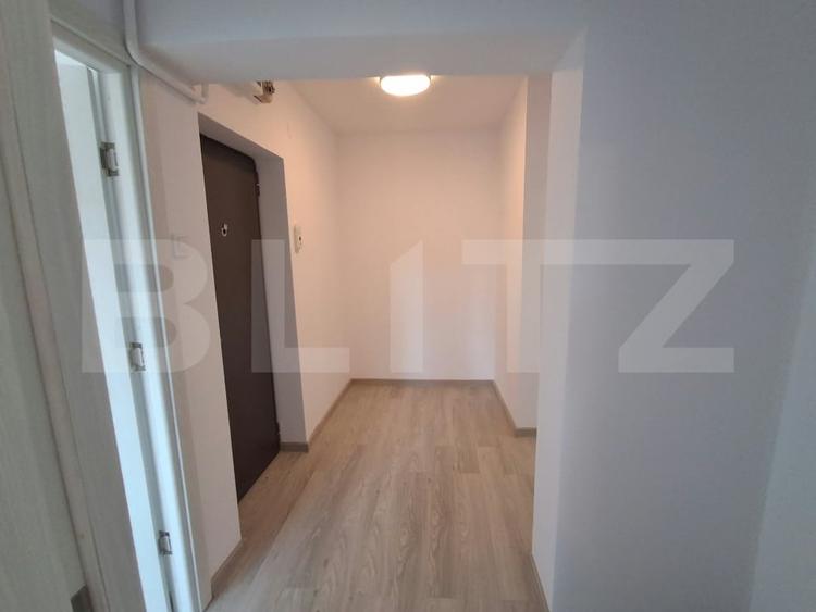 Apartament cu 2 camere decomandat în Bicaz