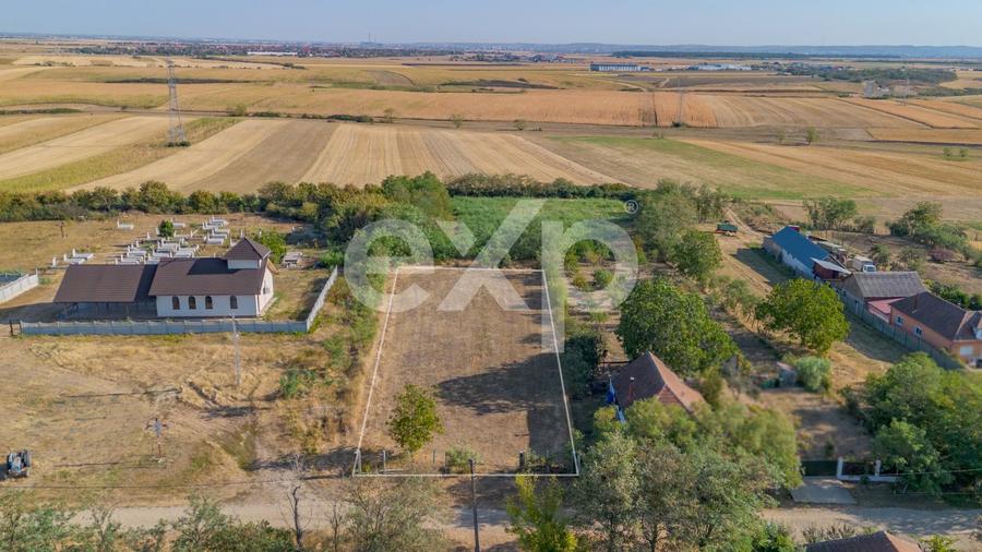 Teren Construcții intravilan de 1363 mp, în Chișirid