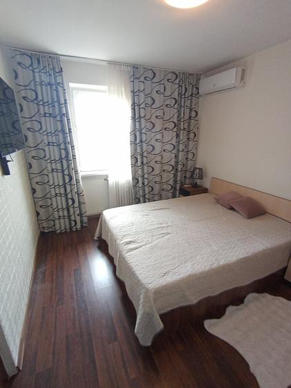 Apartament cu 2 camere semidecomandat în Peninsula