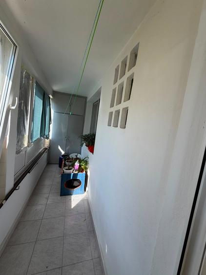 Apartament cu 2 camere semidecomandat în Baba Novac