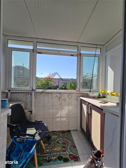 Apartament cu 2 camere semidecomandat în Mircea cel Bătrân