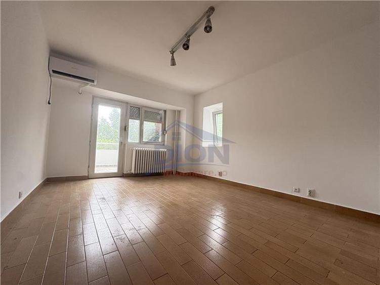 Apartament cu 2 camere decomandat în Unirii — fotografia 3