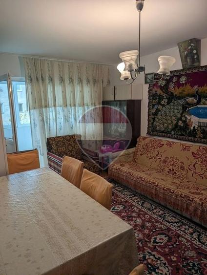 Apartament cu 2 camere decomandat, mobilat în Nord-Vest