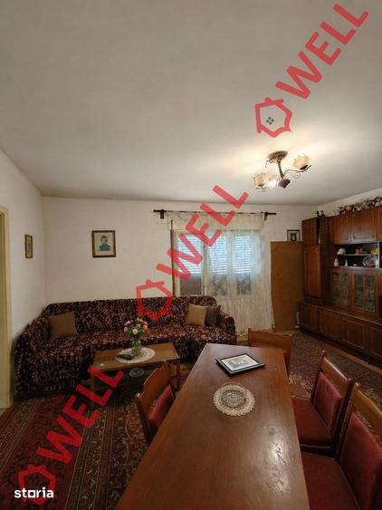 Casă cu 5 camere cu Teren 892 Mp în Aita Mare