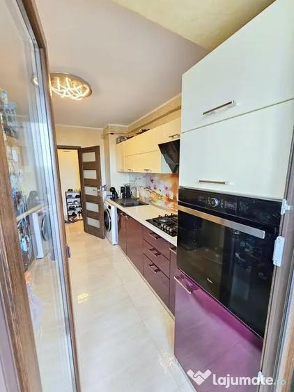 Apartament cu 2 camere decomandat în Sud