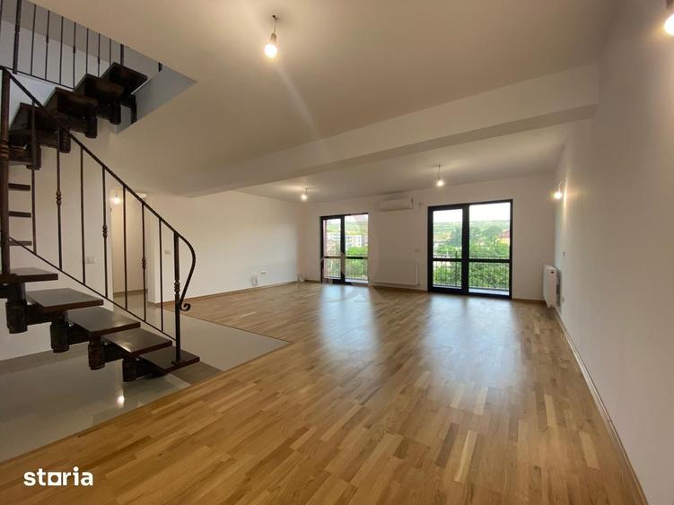 Apartament cu 3 camere în Bucium