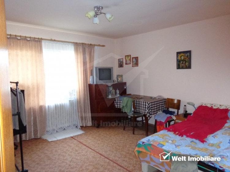 Casă individuală cu 6 camere cu Canalizare în Mănăștur