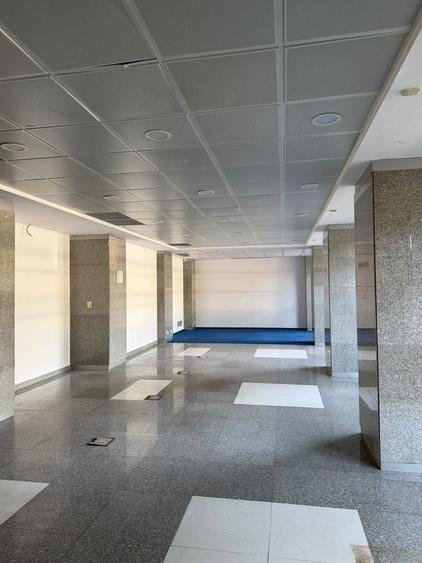 Spațiu comercial, de 320 mp, în Ștefan cel Mare