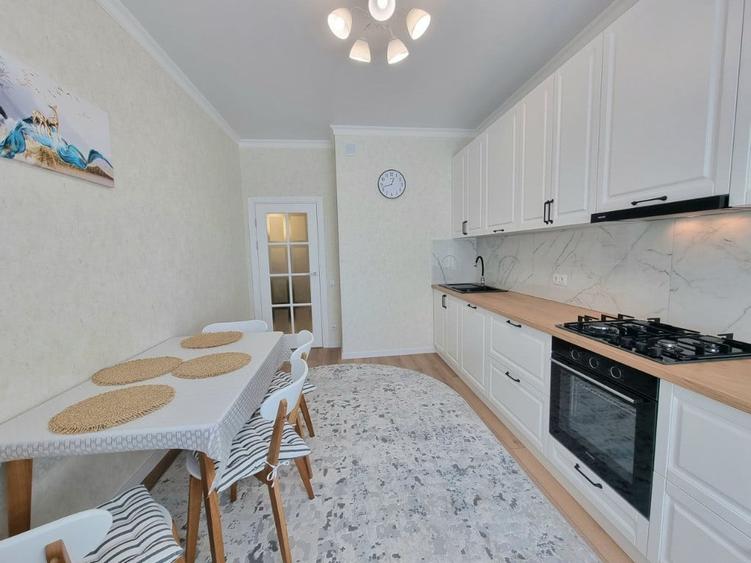Apartament cu 2 camere decomandat în Andrei Mureșanu