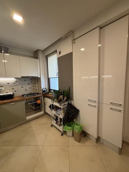 Apartament cu 2 camere decomandat în Sisești