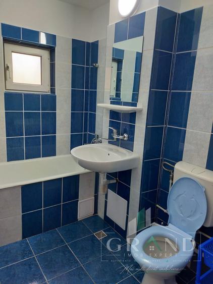 Apartament cu 2 camere semidecomandat, mobilat în Mănăștur
