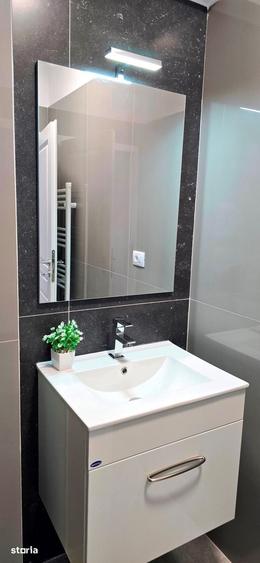 Apartament cu 2 camere decomandat în Miroslava