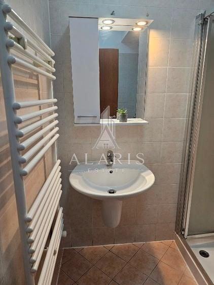 Apartament cu 2 camere decomandat, mobilat în Torontalului