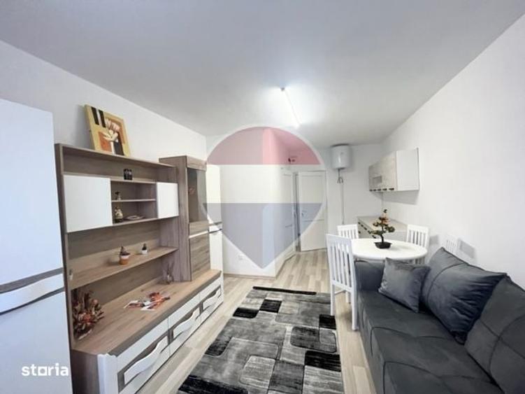 Apartament cu 5 camere în Mârșa