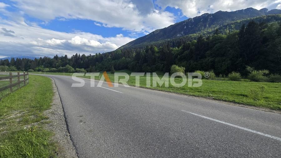 Teren Construcții intravilan de 7600 mp, în Vest