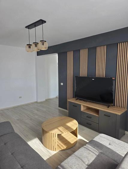 Apartament cu 2 camere decomandat în Valea Lupului