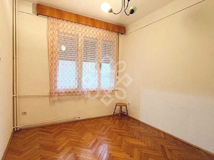 Apartament cu 3 camere decomandat în Central